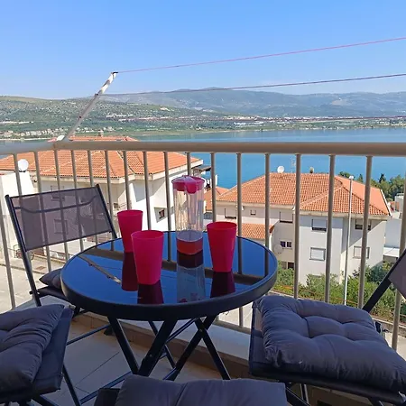 Διαμέρισμα With A Parking Space Mastrinka, Ciovo - 23177